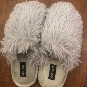 nine west slippers
